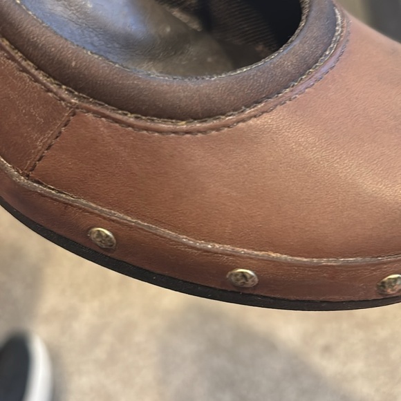 Merrell Luxe Mary Jane. Coffee. Gold Studded. Darker leather. Granola girl. Sz6 - Picture 14 of 16